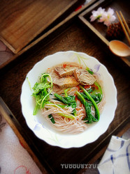 肉汤米线
