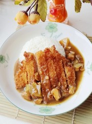 鸡肉咖喱猪排饭