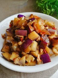 剁椒茄子炒肉丁