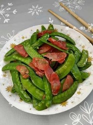 荷兰豆炒腊肠