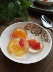 草莓果冻