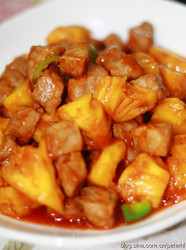 菠萝咕噜肉