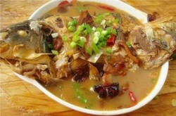 葱香炖鱼