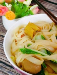 丸子火锅料拌河粉