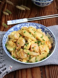 虾仁鸡蛋炒茭白