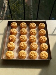 香港奶黄流心月饼