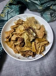 咸鸭肉烧笋