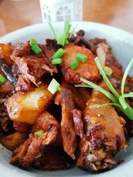 土豆烧鸡