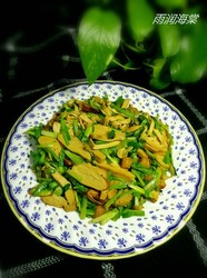 韭菜炒豆干