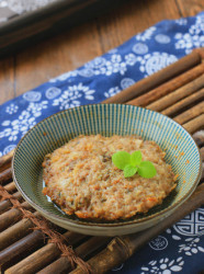 梅干菜蒸肉饼