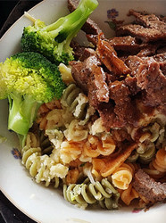 白酱牛肉焗意面