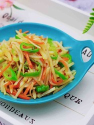 家常辣炒土豆丝