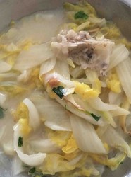 白菜鱼头汤