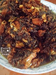 梅干菜炖排骨