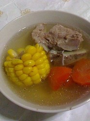 玉米猪骨汤