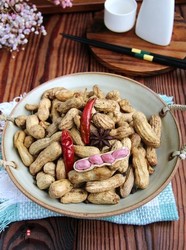 卤花生
