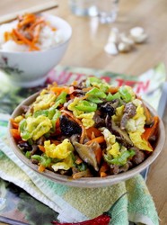 胡萝卜羊肉炒鸡蛋
