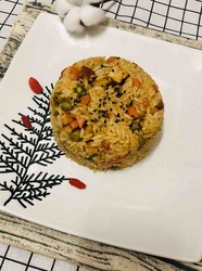 时蔬五色炒饭