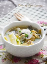 冬笋蘑菇鸡丝汤