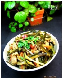 韩式豆酱炒海带丝白菜