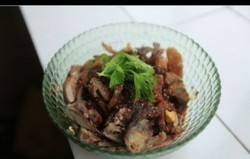 凉拌麻辣鸡块