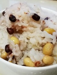 黄豆赤小豆饭