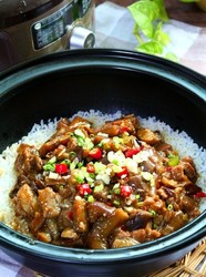 茄子肉丁焖饭