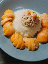 水果椰汁糯米饭