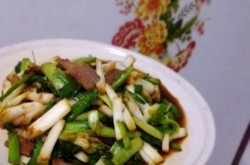 蒜苗肉片
