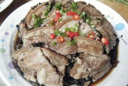 梅干菜蒸扣肉
