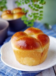 蜜豆餐包