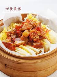 脆皮烧肉蒸白菜