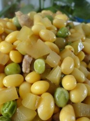 黄豆炒榨菜丁