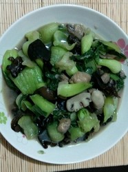 口蘑木耳炒油菜