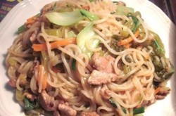 酸菜肉片炒米粉