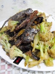 豆豉鲮鱼烧菜花