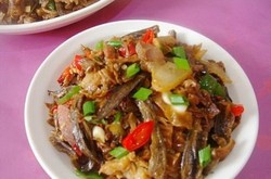 腌菜腊肉焖鱼干