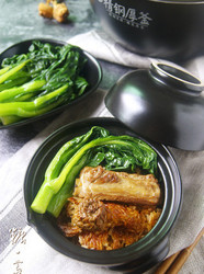 不需要技术含量的煲仔饭【姬松茸排骨煲仔