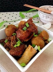 板栗山药焖猪骨