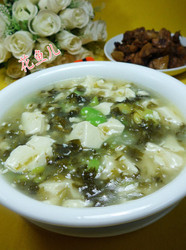 雪菜蚕豆豆腐羹