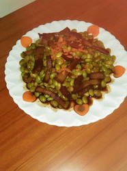 红烧肉青豆