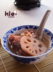 莲藕花生煲龙骨