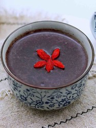 核桃黑米芝麻糊