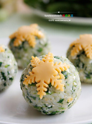 雪花菠菜饭团