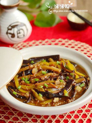 五彩鱼香茄子煲