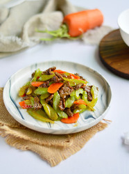 西芹牛肉