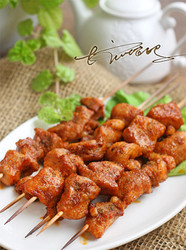 生烤羊肉串