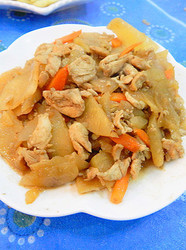 雪莲果炒鸡片
