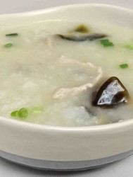 粤式皮蛋瘦肉粥