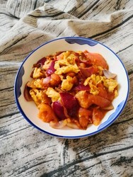圆葱炒西红柿鸡蛋